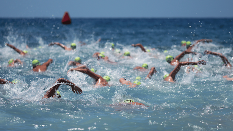 marathon-swimmers-competing-at-a-triathlon